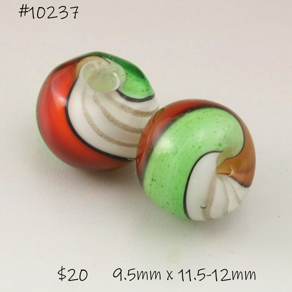 Red Green White Goldstone Sparkle Twist Round Pair
