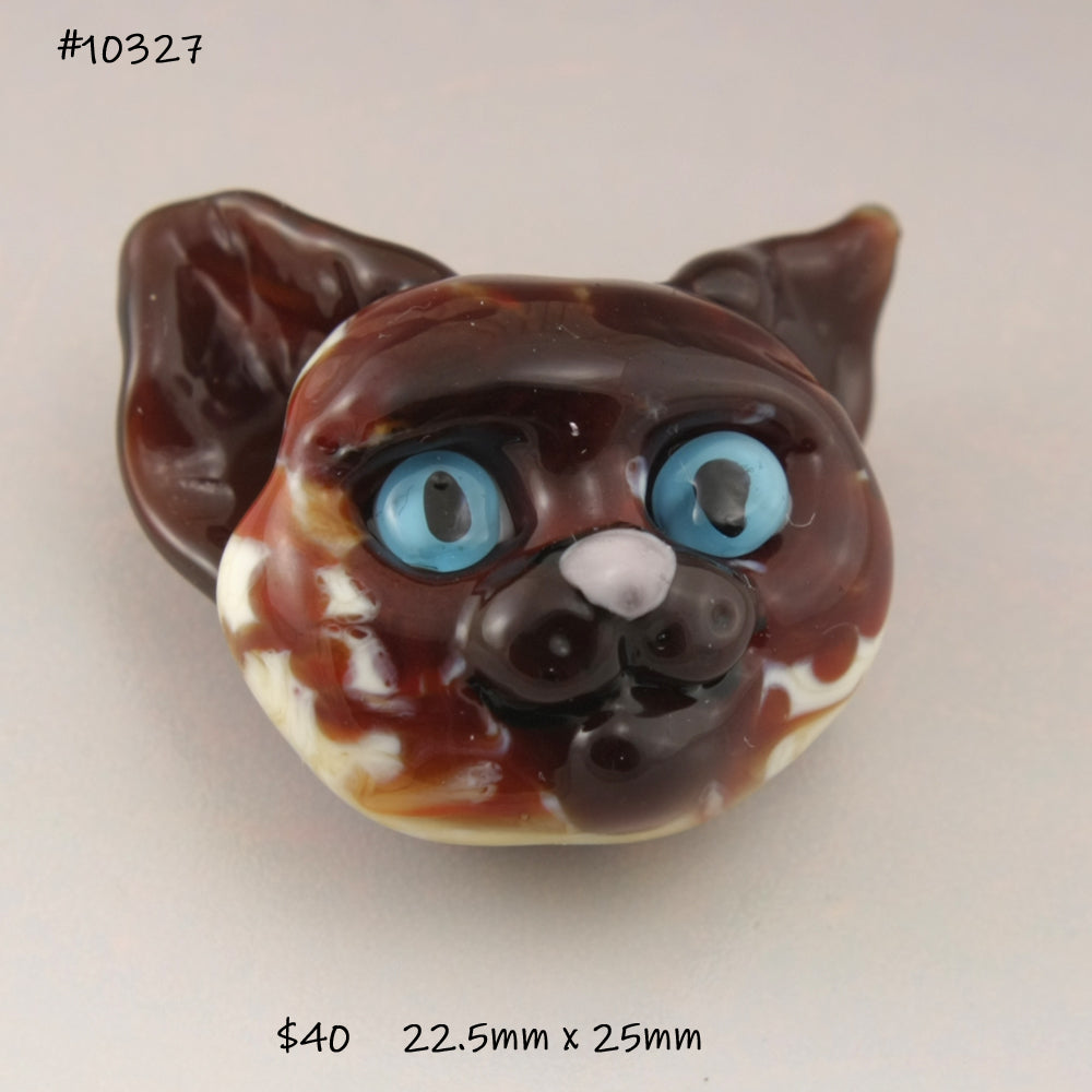 Siamese Brown and Ivory with Blue Eyes and Pink Nose Sculptural Bead