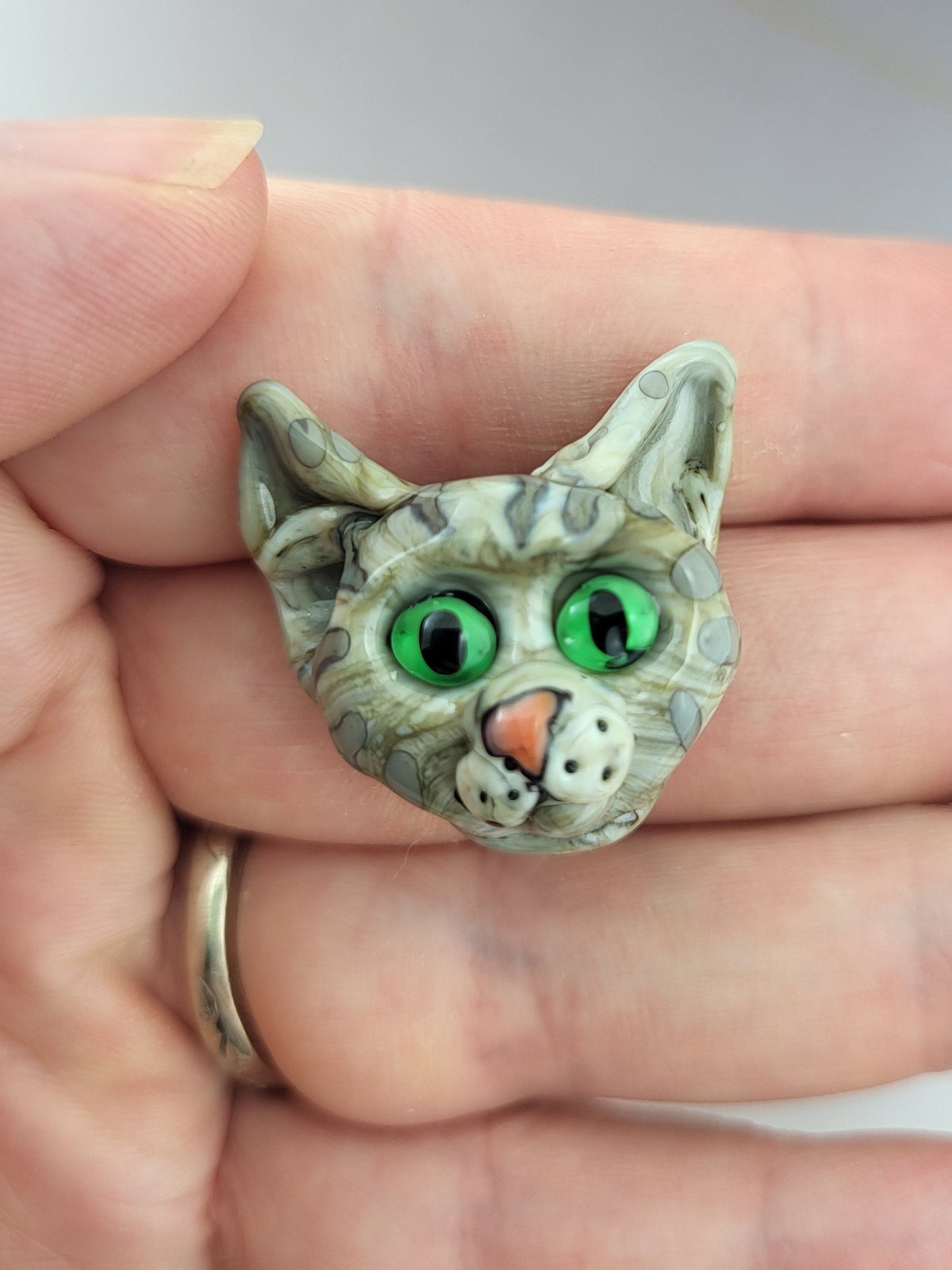 Gray Tabby with Green Eyes and Coral Nose Sculptural Bead